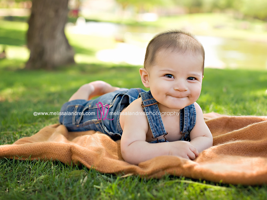 baby's 6 month photos in the park