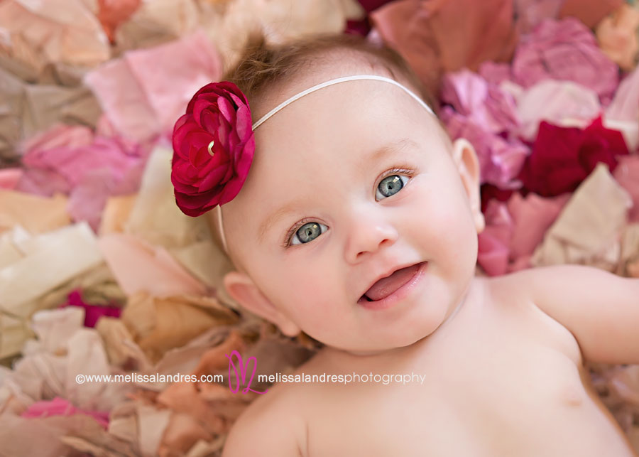 beautiful-baby-photos-by-Indio-newborn-photographer-melissa-landres