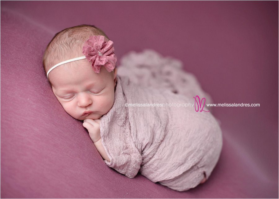 in home newborn sessions, Newborn-baby-photos-Indio-Melissa-Landres-photograpy
