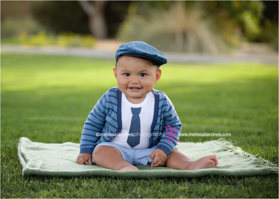 cute babies photos Indio by Melissa Landres, happy babies, cute outfit idea for photo shoot 8 months old,  outside green grass